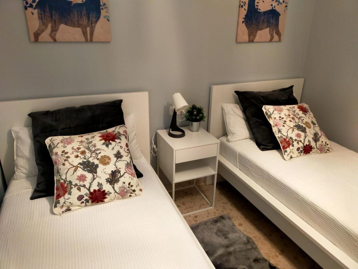 Bastinazo Alohadream - Premium - La Mejor Ubicacion Con Aire Acondicionado, Insonorizacion, Terraza Y Equipamiento En El Puerto De Santa Maria - Grupo De Solo Menores De 25 No Aceptados Salvo Fianza Adicional מראה חיצוני תמונה